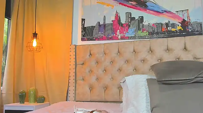 Snapshot of Anya_Texas chatting on February 2025 07:25:01 PM Anya Texas online show from February 2025 07:25:01 PM