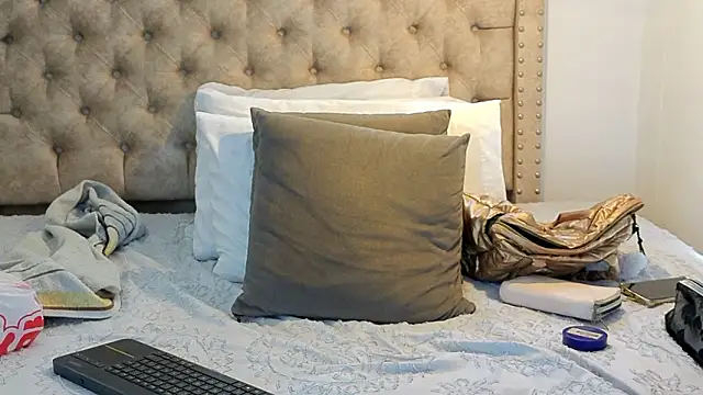 Anya Texas online show from February 2026 08:02:01 PM