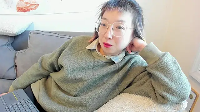 luxgray online show from March 2025 08:01:02 PM