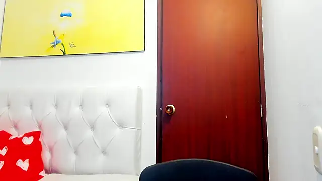 ScarletKings online show from February 2025 02:04:02 PM