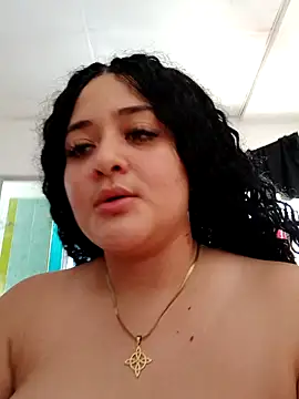 Liancy online show from December 2024 05:46:01 PM