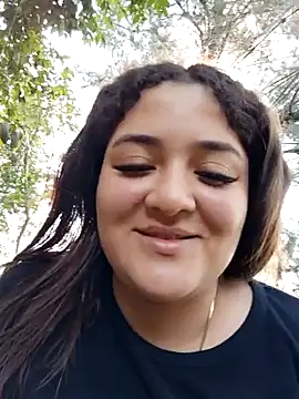 Liancy online show from February 2025 07:52:02 PM