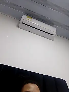 Liancy online show from April 2026 10:58:01 PM