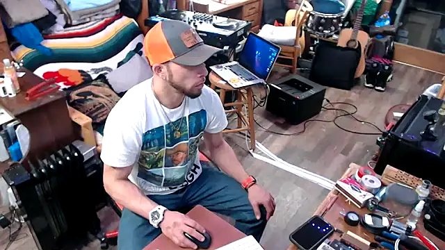 tongueispowerr6d9 online show from February 2025 02:46:01 AM