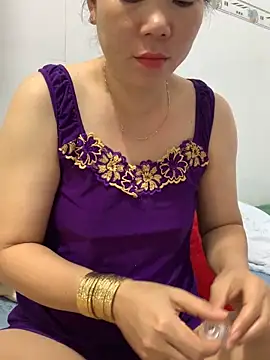 Snapshot of Baby-bigtits chatting on March 2025 12:10:02 AM Baby-bigtits online show from March 2025 12:10:02 AM