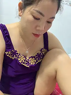 Snapshot of Baby-bigtits chatting on March 2025 01:10:02 PM Baby-bigtits online show from March 2025 01:10:02 PM