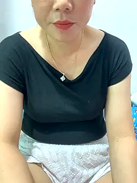 Snapshot of Baby-bigtits chatting on September 2025 04:33:02 AM Baby-bigtits online show from September 2025 04:33:02 AM