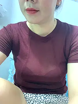 Snapshot of Baby-bigtits chatting on October 2025 02:53:02 AM Baby-bigtits online show from October 2025 02:53:02 AM