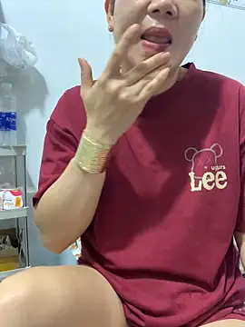 Snapshot of Baby-bigtits chatting on October 2025 11:49:02 PM Baby-bigtits online show from October 2025 11:49:02 PM