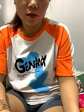 Snapshot of Baby-bigtits chatting on October 2025 01:09:02 AM Baby-bigtits online show from October 2025 01:09:02 AM