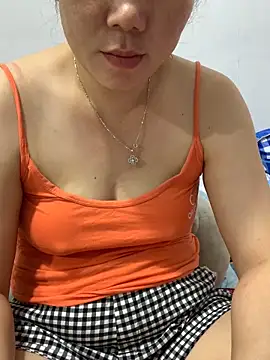 Snapshot of Baby-bigtits chatting on November 2025 12:13:01 PM Baby-bigtits online show from November 2025 12:13:01 PM