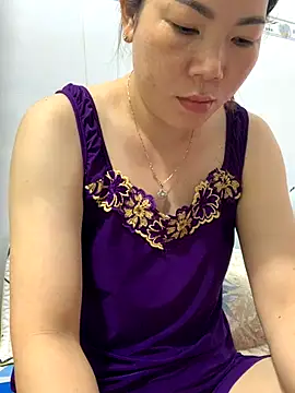 Snapshot of Baby-bigtits chatting on November 2025 11:49:02 PM Baby-bigtits online show from November 2025 11:49:02 PM