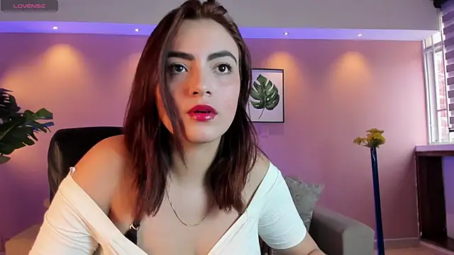 IsabellaaJoness online show from March 2025 01:38:02 PM