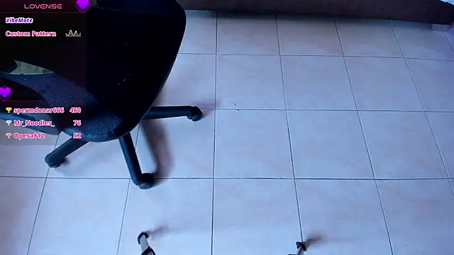 IsabellaaJoness online show from March 2025 11:40:01 AM