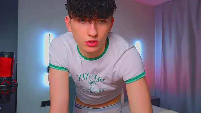 AmondCor online show from October 2025 01:47:01 AM