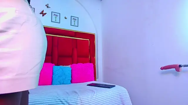 CoralHarrinson online show from September 2025 08:10:02 PM