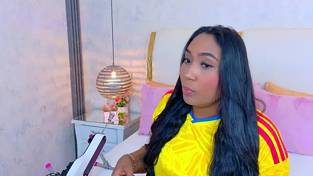 NaiomyLanes online show from July 2026 01:59:01 PM