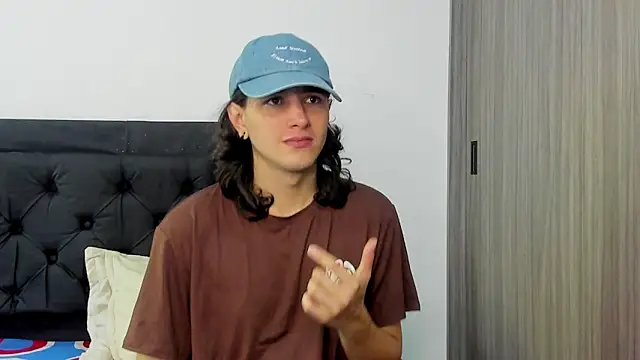 alex connorr online show from January 2025 04:03:01 PM