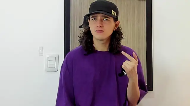 alex connorr online show from February 2025 02:56:02 PM