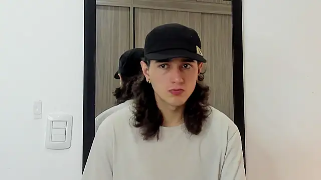 alex connorr online show from February 2025 05:14:01 PM