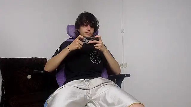 alex connorr online show from March 2026 02:04:01 AM