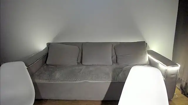 im lucky adam online show from June 2026 04:02:01 AM