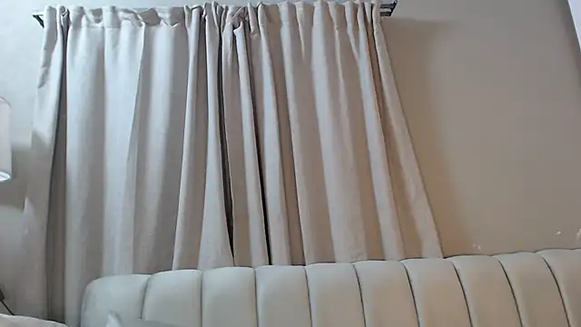 naughtyblackdolie online show from December 2024 01:26:02 AM