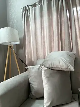 naughtyblackdolie online show from January 2025 09:30:01 AM