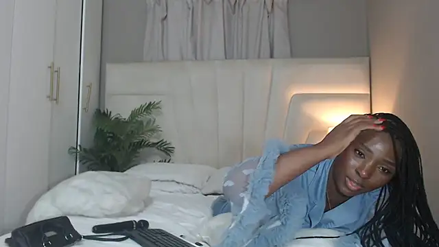 naughtyblackdolie online show from October 2025 10:17:02 PM