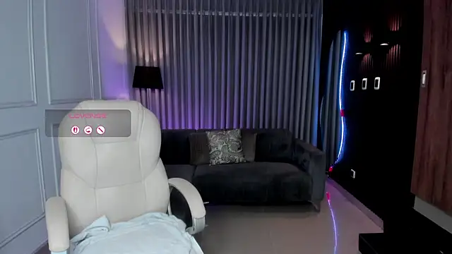 Anna parkker  online show from February 2025 07:31:02 PM