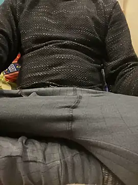 Snapshot of dreamy_lusty01 chatting on March 2025 07:14:01 PM dreamy lusty01 online show from March 2025 07:14:01 PM