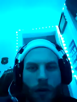 GeneralXMillyX online show from December 2024 06:02:02 AM