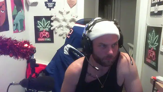 GeneralXMillyX online show from November 2025 05:02:02 PM