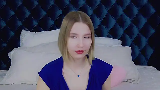 LiliLinn online show from March 2025 04:54:02 AM