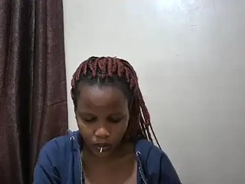 Snapshot of afrikaqueen chatting on February 2025 09:20:02 PM afrikaqueen online show from February 2025 09:20:02 PM