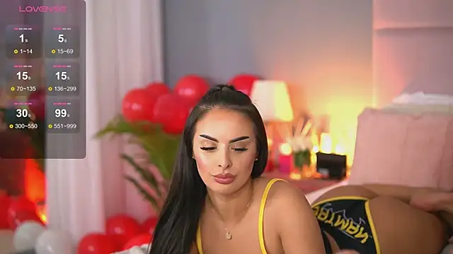 AlmaLuv online show from February 2025 07:53:02 AM