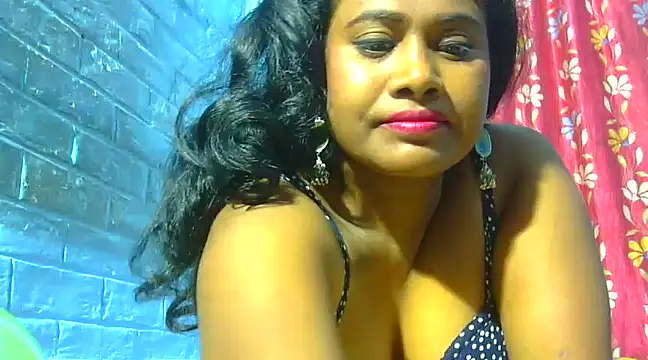 sexy roma online show from December 2024 06:49:02 PM