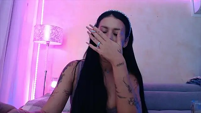 LaylaCruzRose online show from April 2026 05:49:02 AM