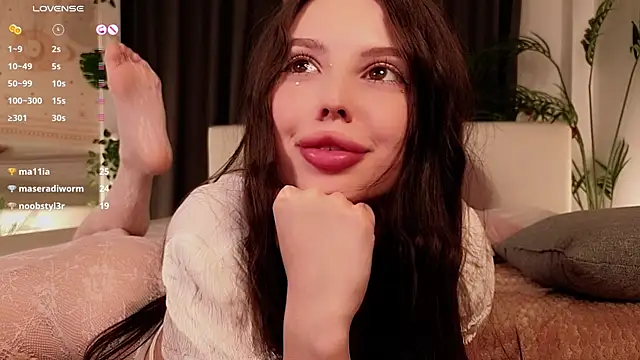 Snapshot of Jessie_Johns chatting on January 2025 07:01:02 PM Jessie Johns online show from January 2025 07:01:02 PM