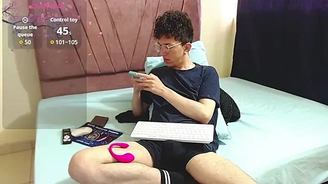 Orlandodcn 69 online show from November 2025 11:41:01 AM