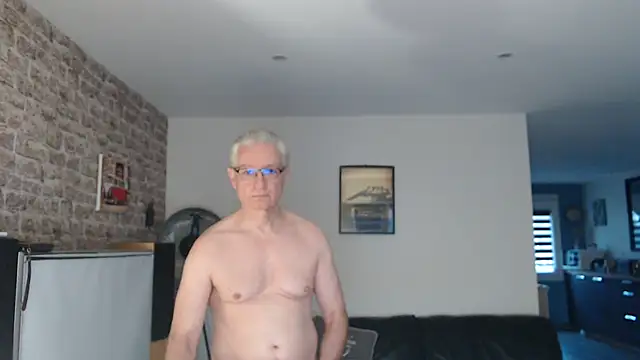 Goduleur69 online show from October 2025 04:09:02 PM