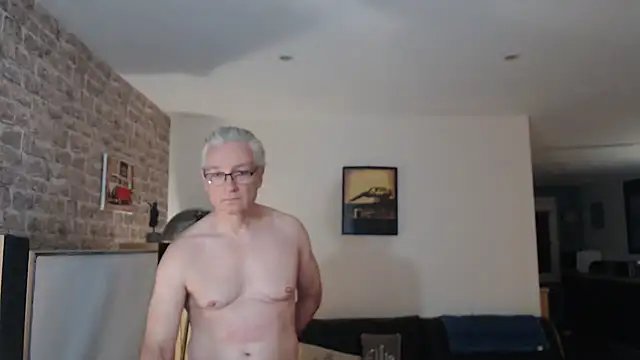 Goduleur69 online show from November 2025 05:15:02 PM