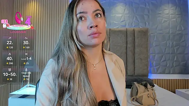 Alessia Taylorr online show from September 2025 12:05:01 PM