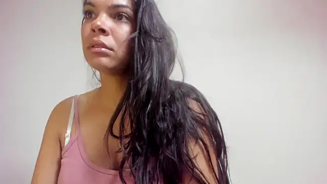 Sweetdreamses  online show from February 2025 01:28:02 PM