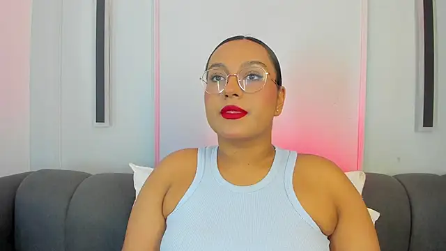 ellamontoya online show from November 2025 11:54:02 AM