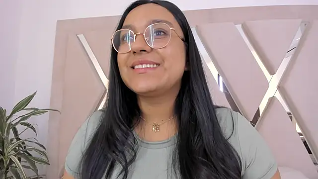 ellamontoya online show from February 2026 11:59:01 AM