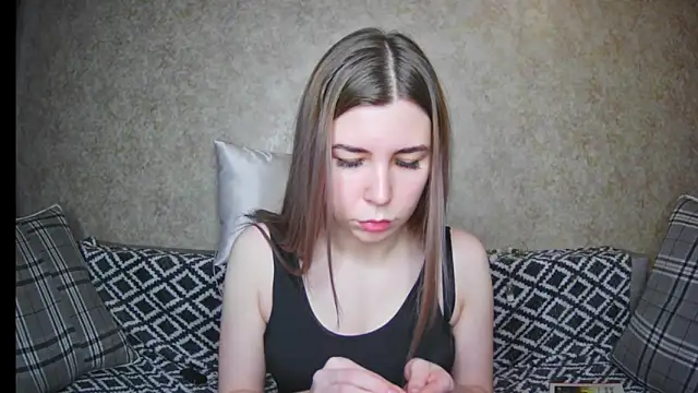 ElllaNuar online show from December 2024 04:56:02 AM