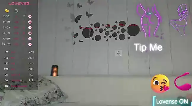 Snapshot of SuchAngel_ chatting on February 2025 02:19:01 AM SuchAngel online show from February 2025 02:19:01 AM