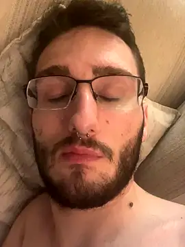 Snapshot of EE123458 chatting on September 2025 02:24:01 AM EE123458 online show from September 2025 02:24:01 AM