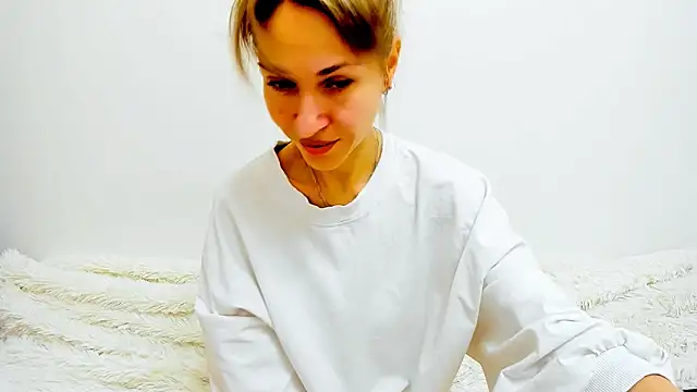 Mona Cruz online show from March 2025 08:16:02 PM